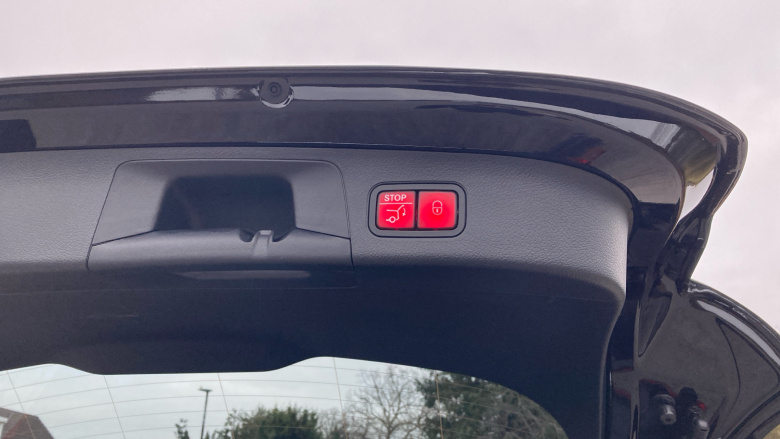 Mercedes-Benz GLA 250e AMG Line Executive 5dr Auto Hatchback